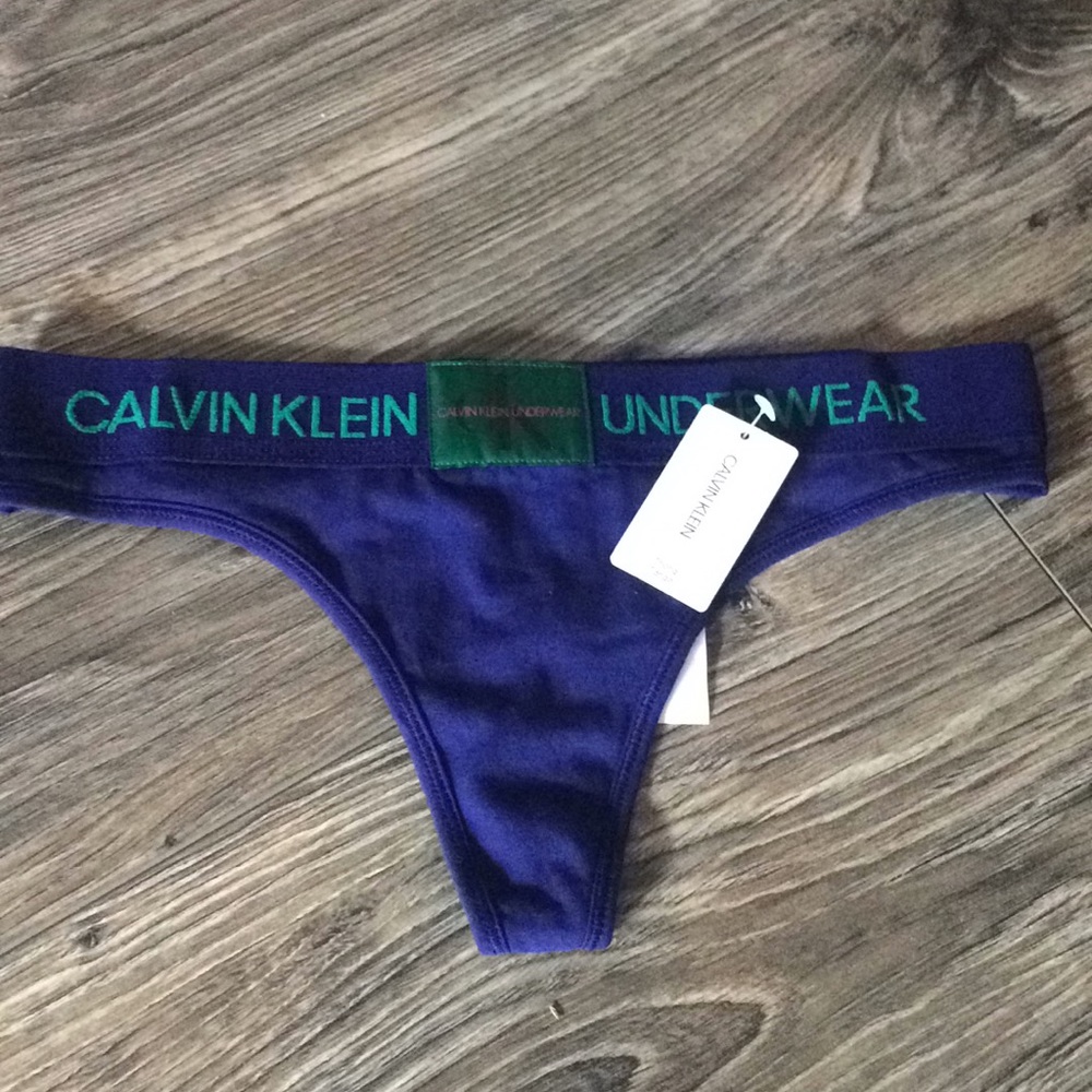 🔥LAST CHANCE🔥Calvin Klein Monogram Thong - Picture 3 of 3